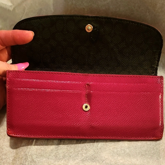 VINTAGE Coach New York Long Slim Flap Leather Wallet with Zip 8 X 4.25 Red